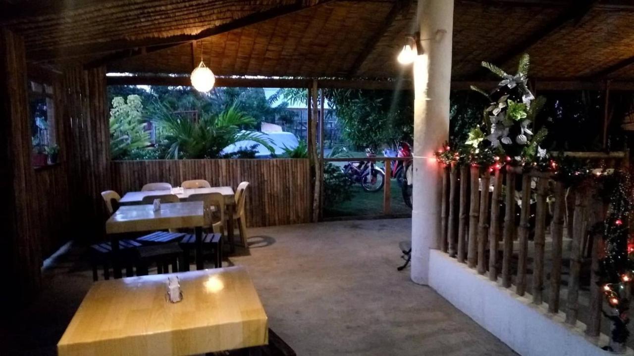 Villa Peralta Inn Donsol Dış mekan fotoğraf