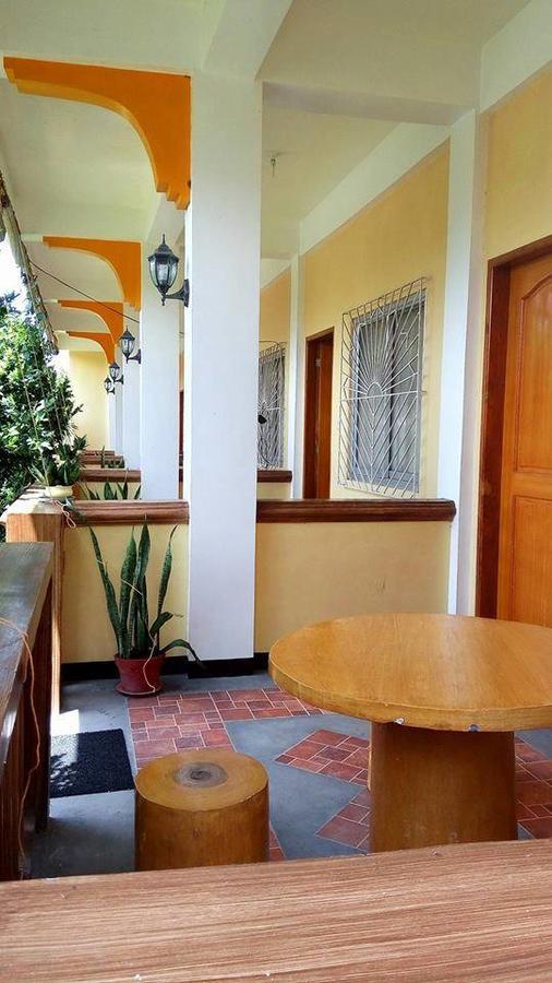 Villa Peralta Inn Donsol Dış mekan fotoğraf